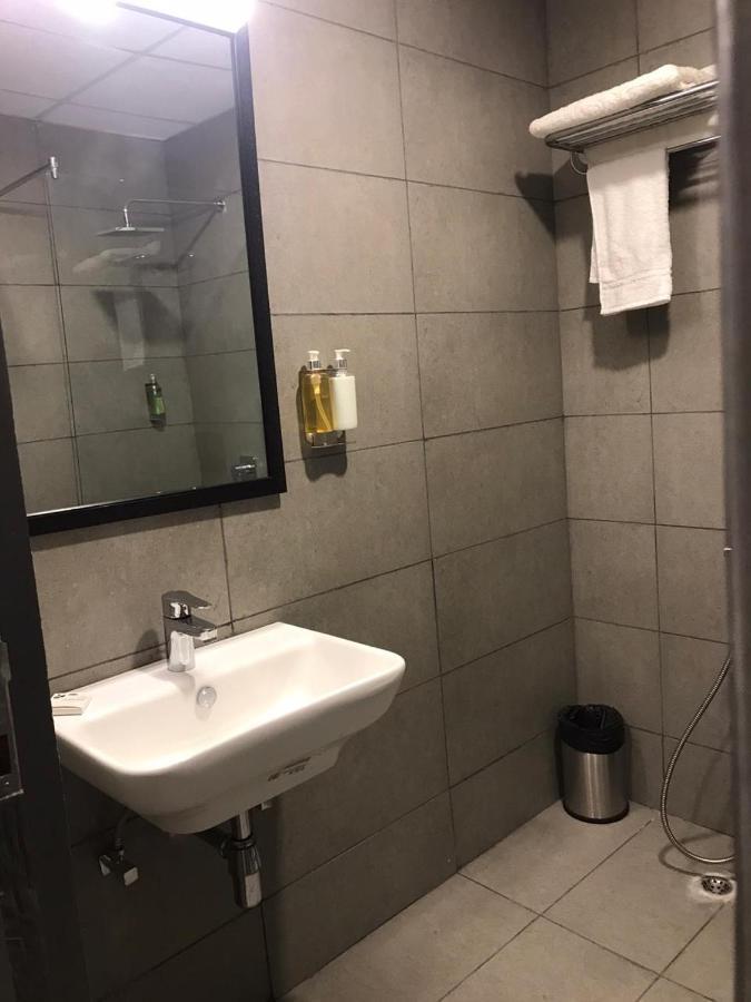 Hotel Aarkay Palace Badarpur Ngoại thất bức ảnh