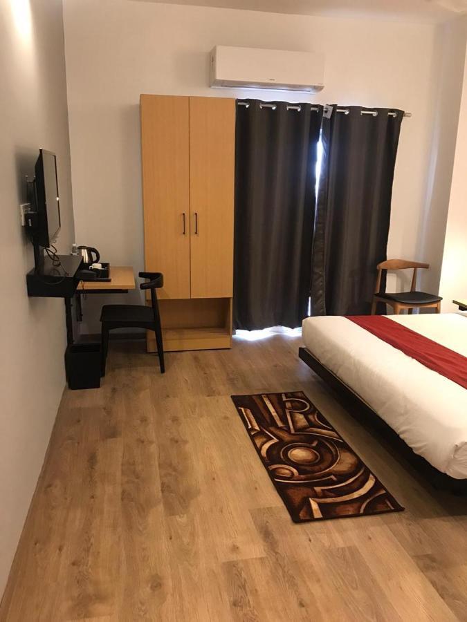 Hotel Aarkay Palace Badarpur Ngoại thất bức ảnh