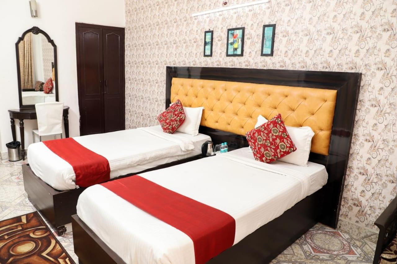 Hotel Aarkay Palace Badarpur Ngoại thất bức ảnh